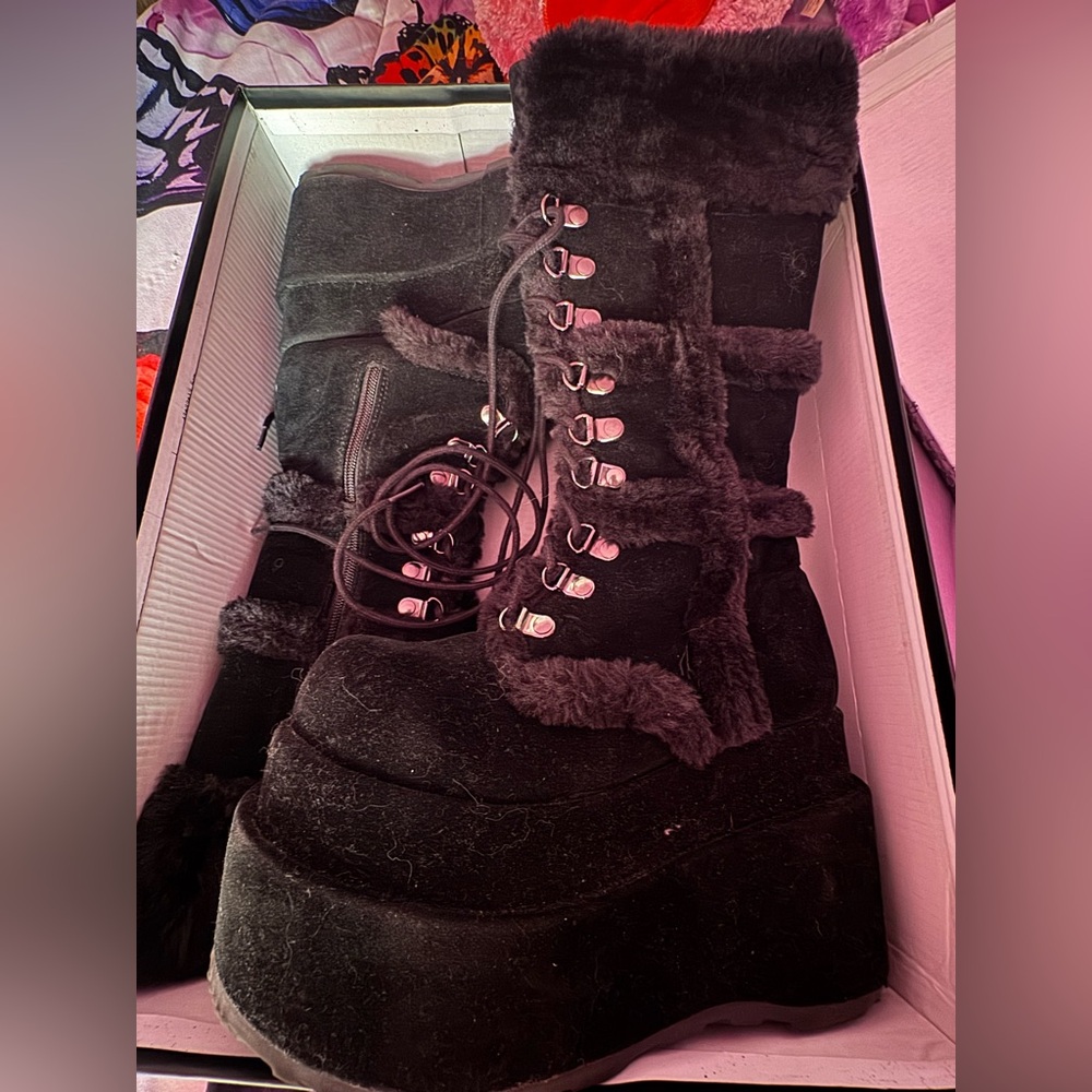 Demonia Bear 202 Platform Boots (Size 6)
